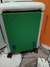 Load image into Gallery viewer, CUSTOM GREEN TAIGARAMA CABIN 37L HORIZON 55 SUITCASE
