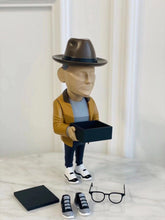 Load image into Gallery viewer, SHOE DESIGNER TINKER HATFIELD FIGURINE AUTHORS SERIES
