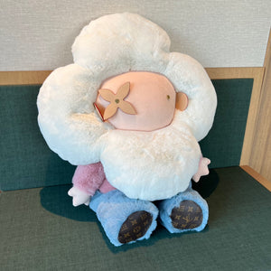 CUSTOM VIVIENNE WHITE PLUSH