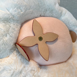 CUSTOM VIVIENNE WHITE PLUSH