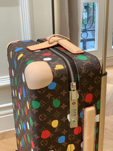 Load image into Gallery viewer, CUSTOM YAYOI POLKADOT CABIN 37L HORIZON 55 SUITCASE
