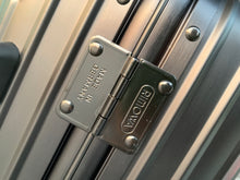 Load image into Gallery viewer, SUPREME TOPAS 45L CABIN SUITCASE
