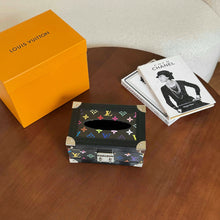 Load image into Gallery viewer, LV TISSUE BOX COVER (MURAKAMI EDITION)
