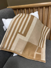 Load image into Gallery viewer, HERMES WOOL ITHAQUE THROW PILLOW
