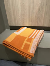Load image into Gallery viewer, HERMES WOOL ITHAQUE THROW BLANKET
