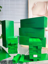 Load image into Gallery viewer, BOTTEGA JENGA
