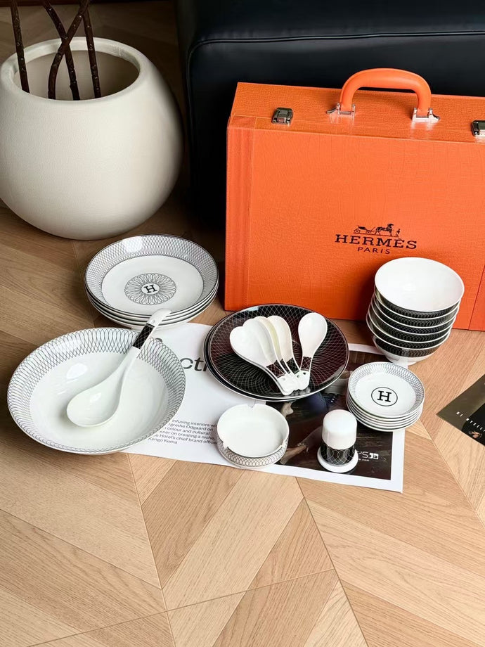 CUSTOM HERMES DINING TABLEWARE SET
