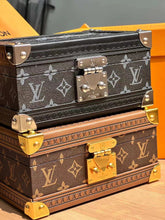 Load image into Gallery viewer, LV TISSUE BOX COVER
