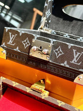 Load image into Gallery viewer, LV TISSUE BOX COVER
