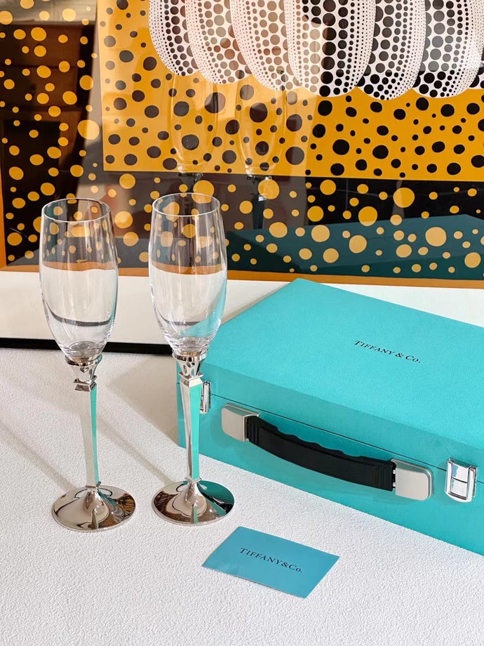 TIFFANY CHAMPAGNE GLASSWARE SET