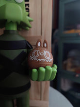 Load image into Gallery viewer, SALVATOR MICHAEL &quot;H20W&quot; FIGURE
