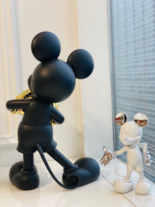 MICKEY MOUSE WITH LOVE FIGURE