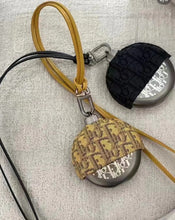 Load image into Gallery viewer, CUSTOM MONOGRAM AQUA FLASK
