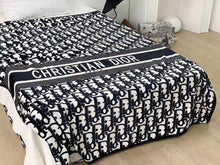 Load image into Gallery viewer, OBLIQUE FLEECE THROW BLANKET
